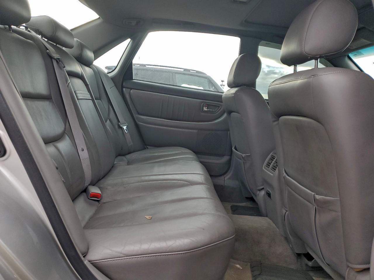 Lot #3308218259 2004 TOYOTA AVALON XL