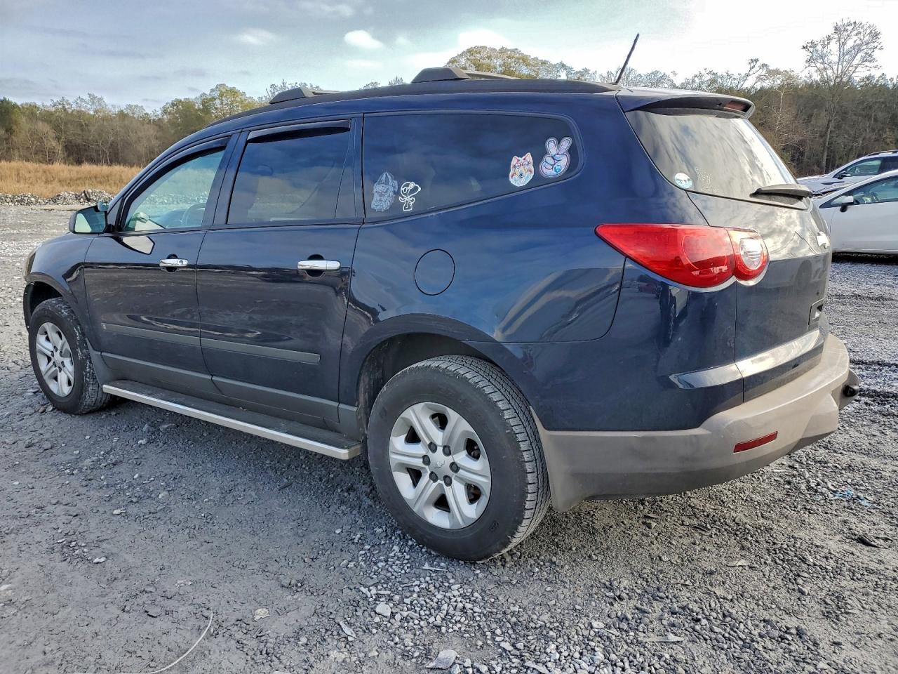 CHEVROLET TRAVERSE LS