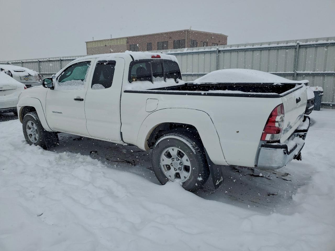 TOYOTA TACOMA ACCESS CAB