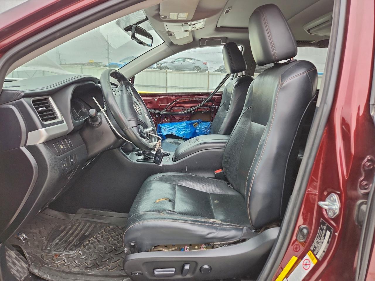 TOYOTA HIGHLANDER LIMITED