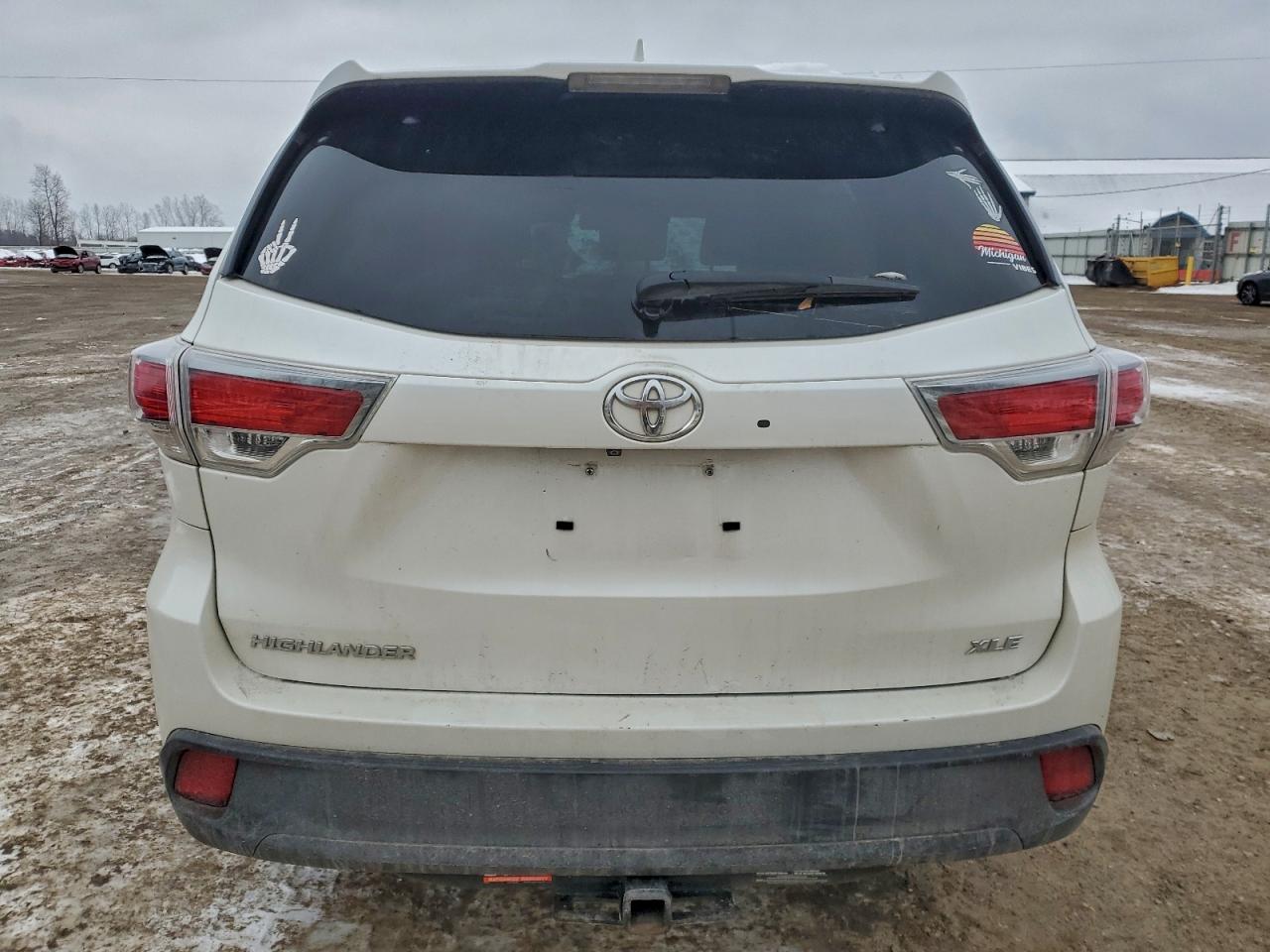 TOYOTA HIGHLANDER XLE