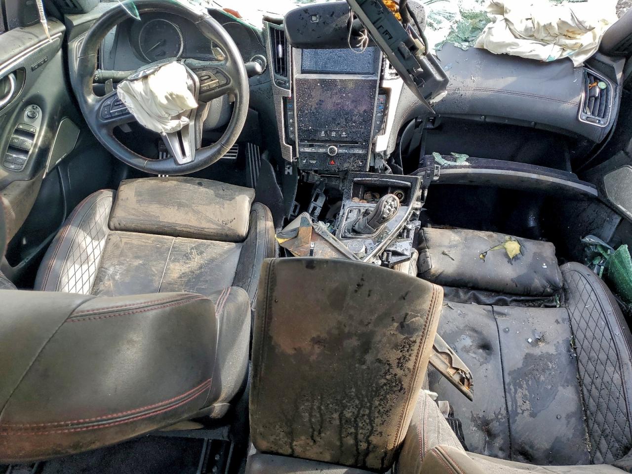 INFINITI Q50 RED SPORT 400