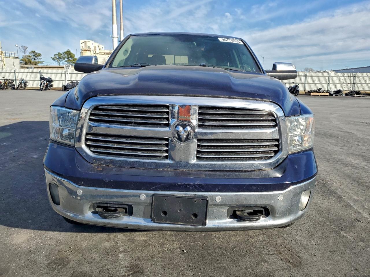 RAM 1500 SLT