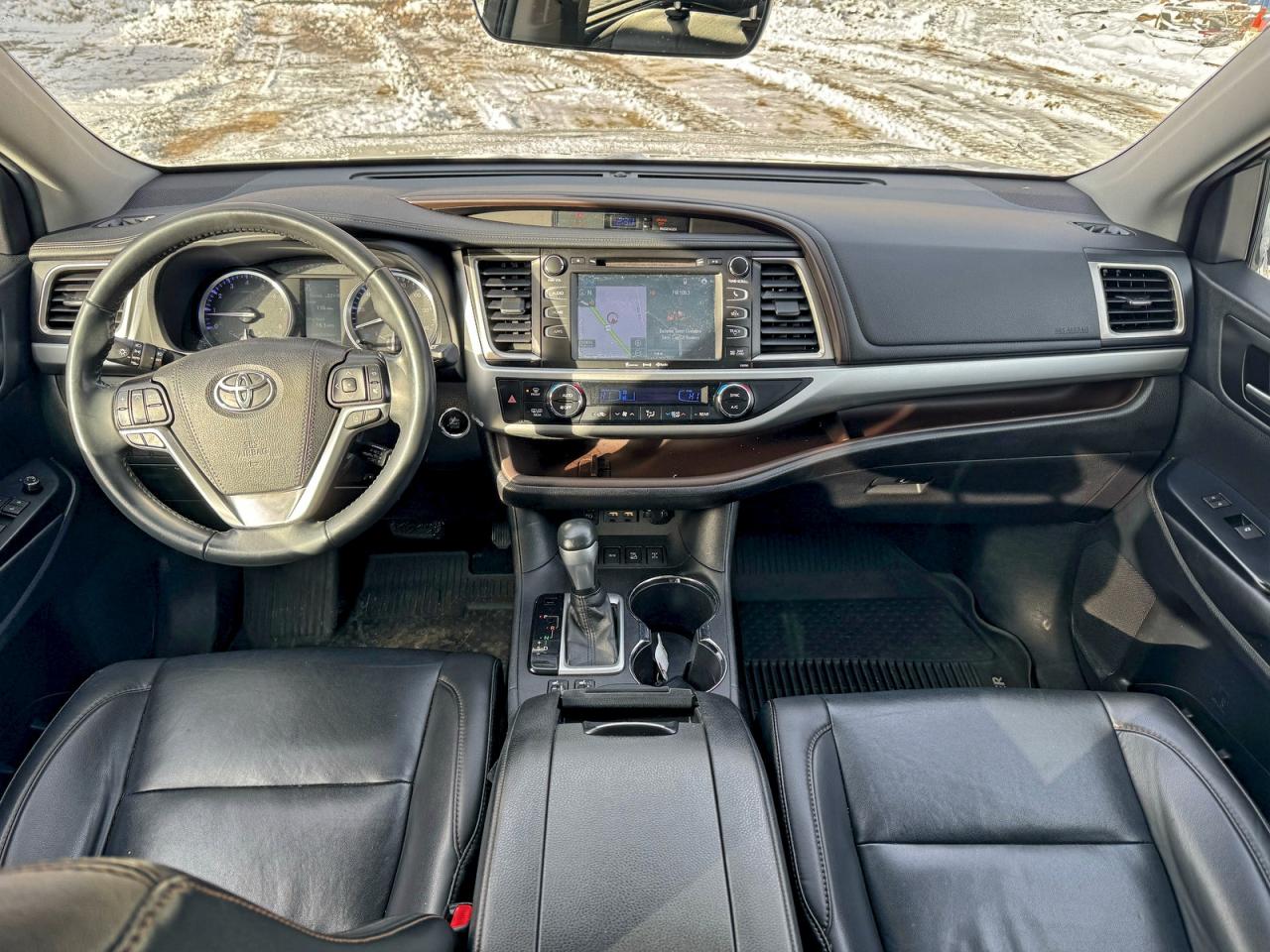 Lot #3316736420 2019 TOYOTA HIGHLANDER