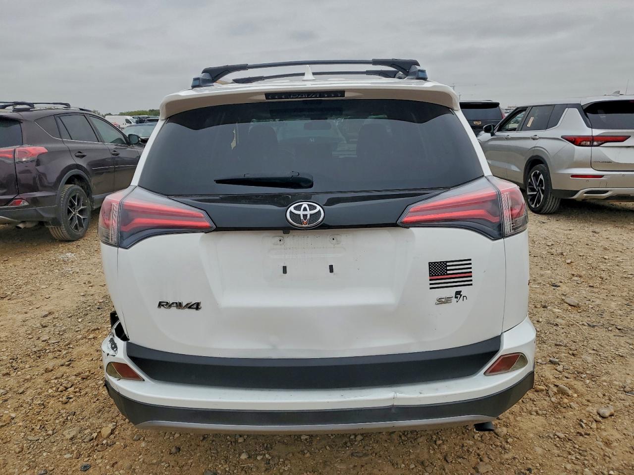 Lot #3311664241 2017 TOYOTA RAV4 SE