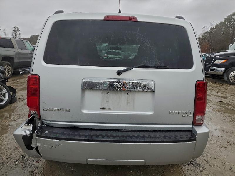 2011 DODGE NITRO SXT #3305396313