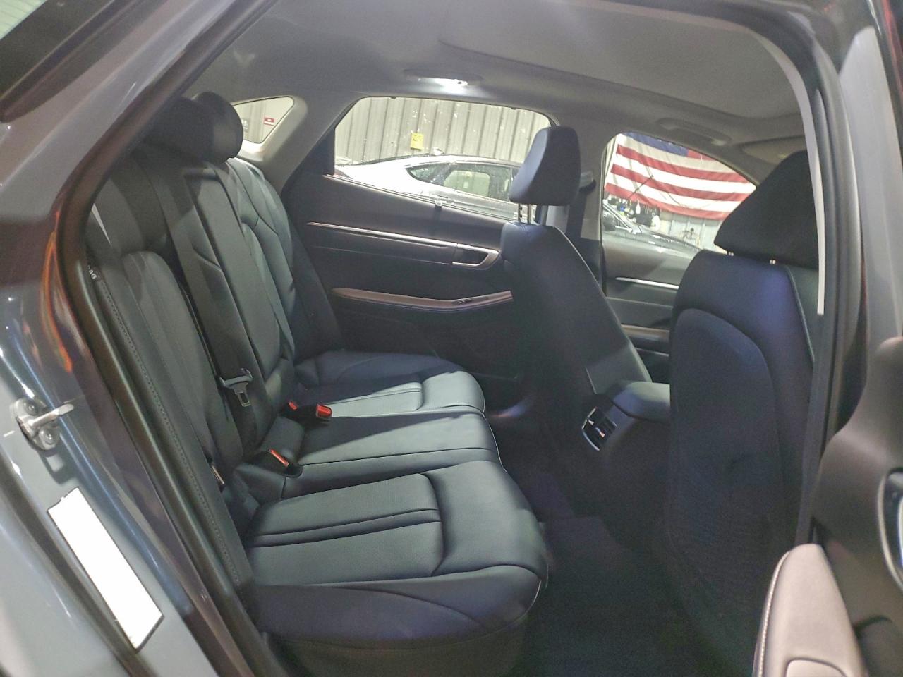 HYUNDAI SONATA HYBRID