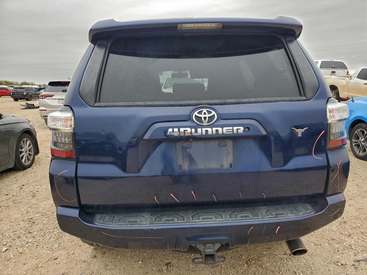 TOYOTA 4RUNNER SR5