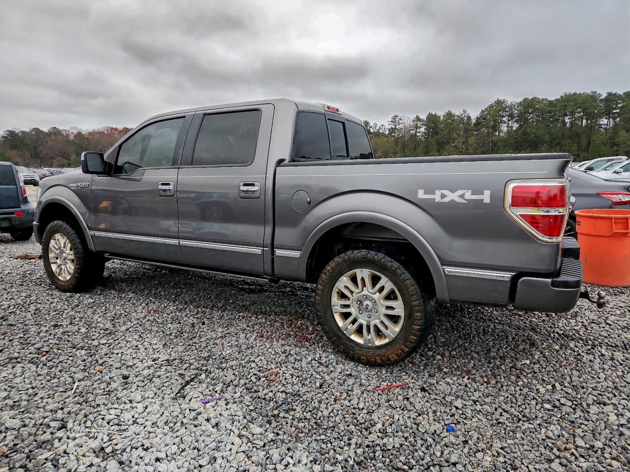 FORD F-150 SUPERCREW