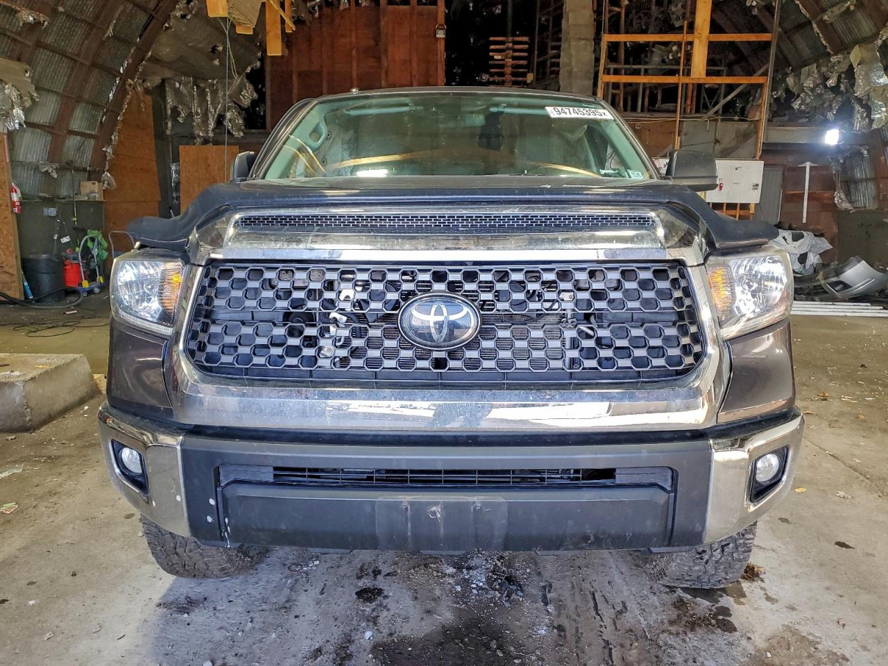 TOYOTA TUNDRA DOUBLE CAB SR