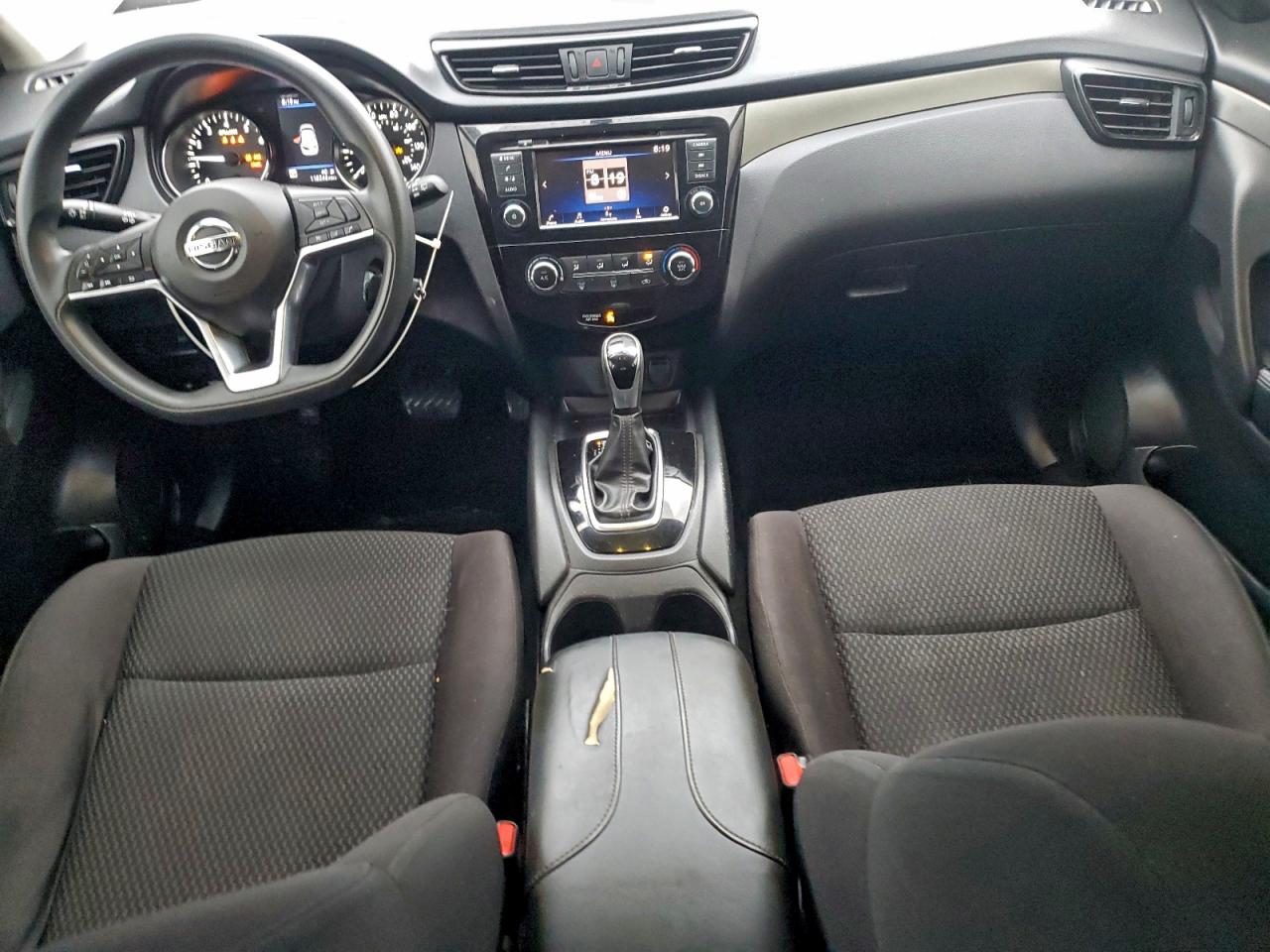 NISSAN ROGUE SPORT S