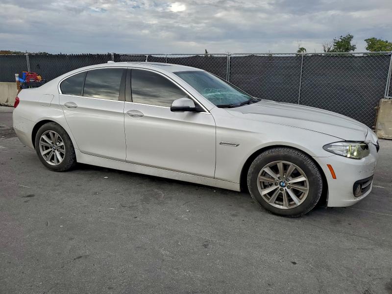 2015 BMW 528 I #3302816977