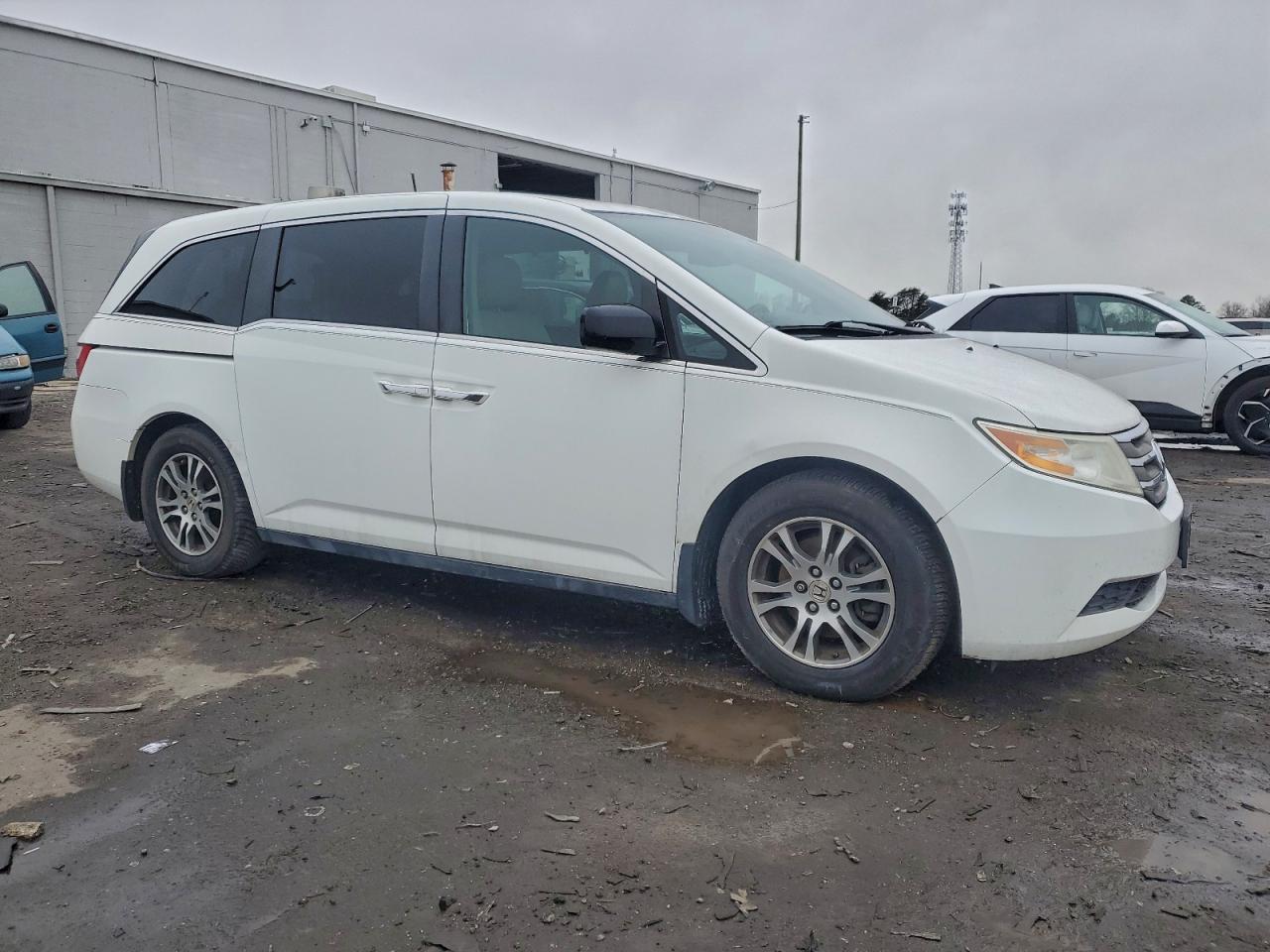 Lot #3309301618 2013 HONDA ODYSSEY EX