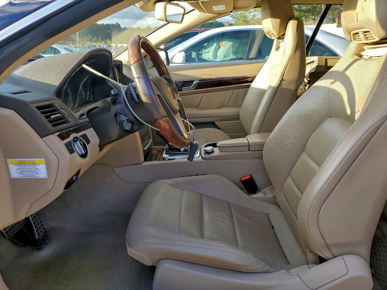 MERCEDES-BENZ E-CLASS 550