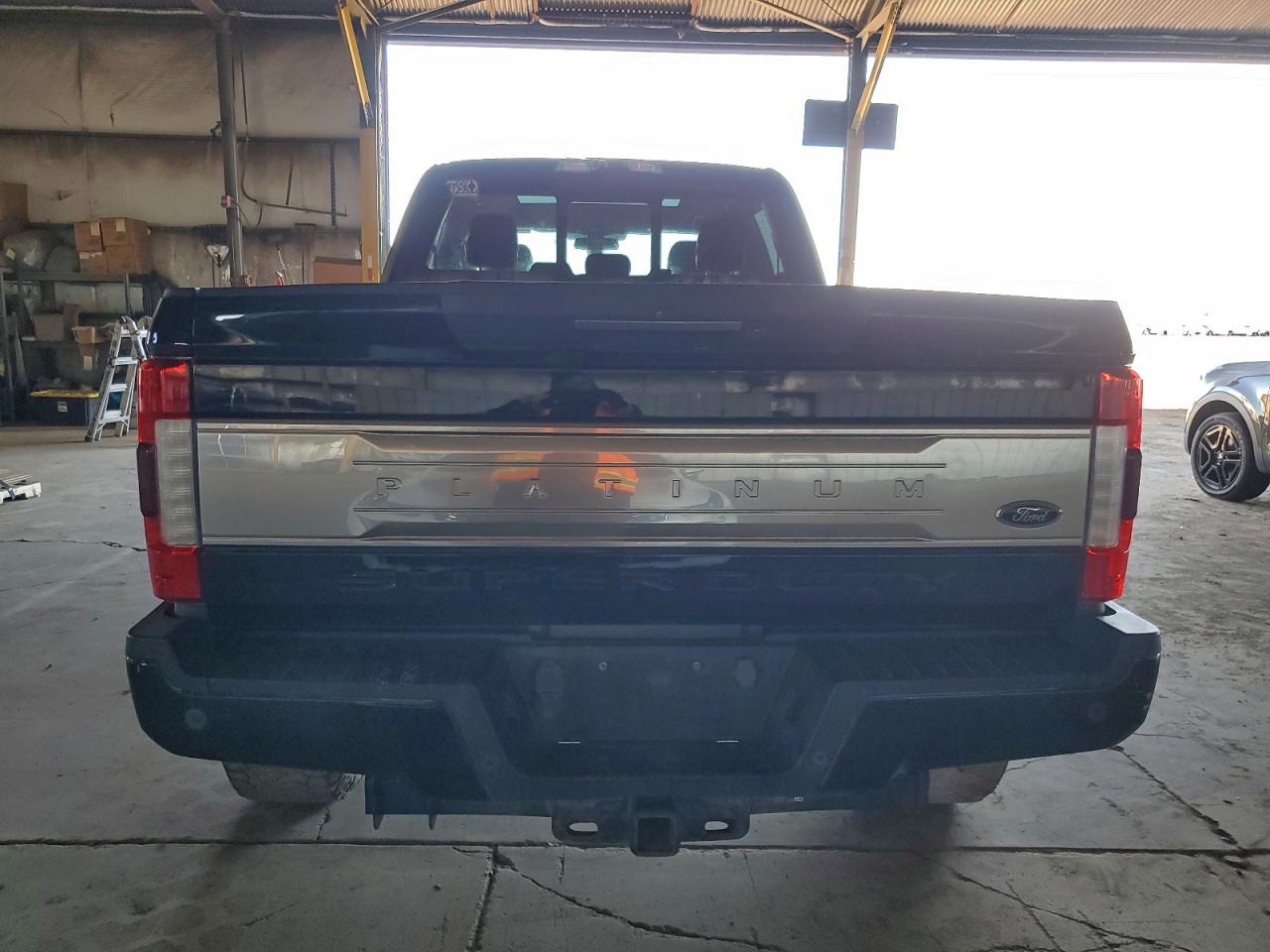 FORD F-350 SUPER DUTY