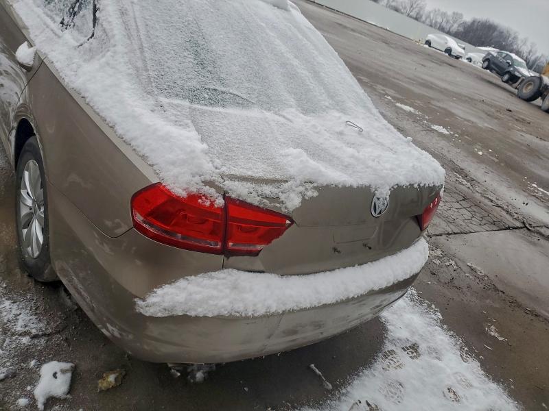 2015 VOLKSWAGEN PASSAT S #3302859903