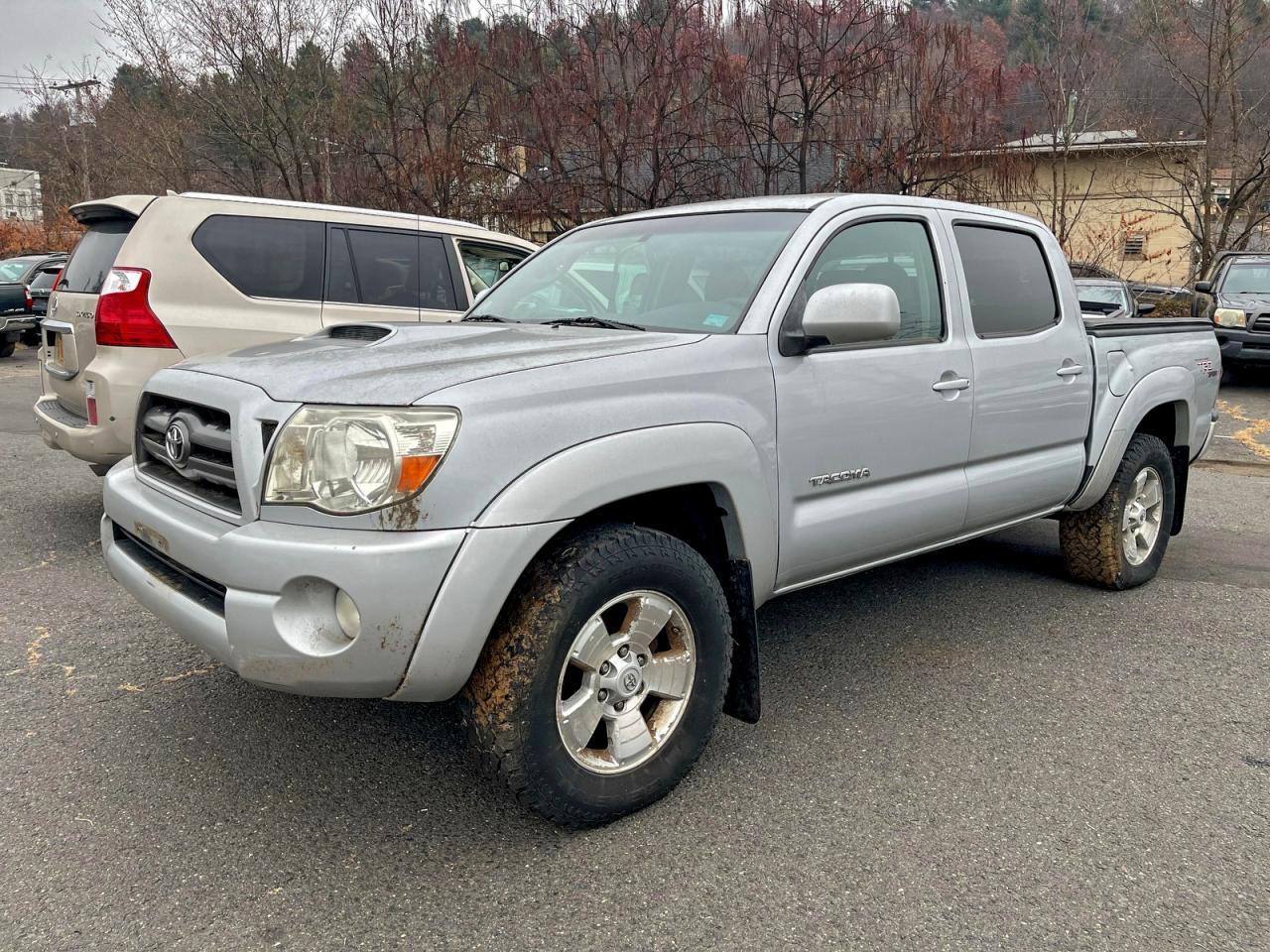 Lot #3301623630 2009 TOYOTA TACOMA DOU