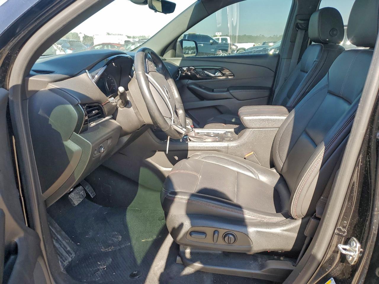 CHEVROLET TRAVERSE RS