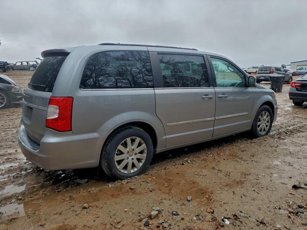 CHRYSLER TOWN & COUNTRY TOURING
