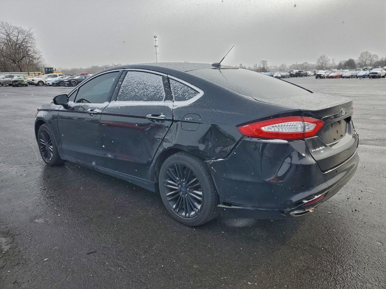 FORD FUSION SE