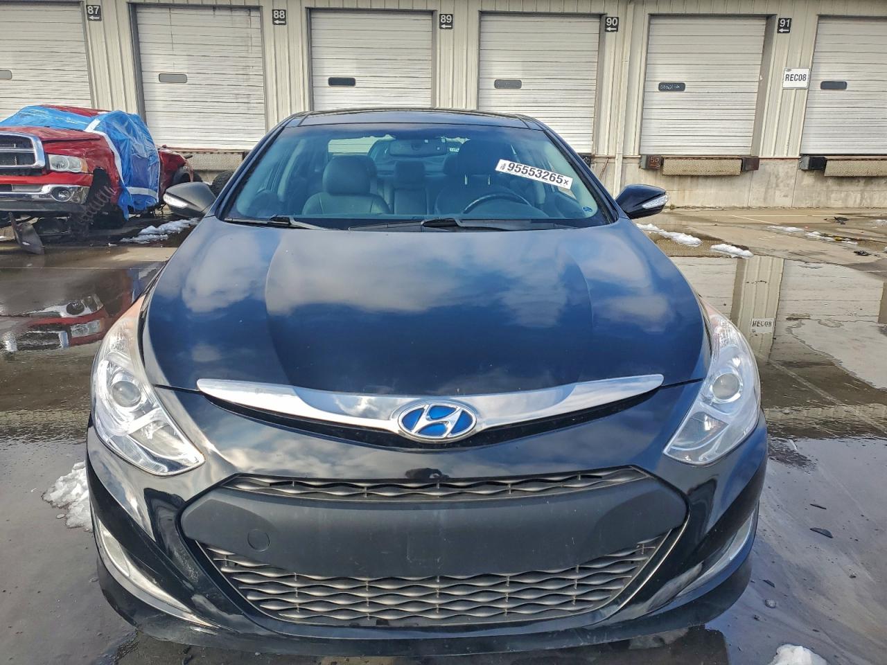 HYUNDAI SONATA HYBRID