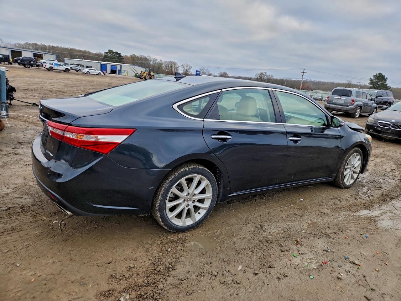 TOYOTA AVALON XLE