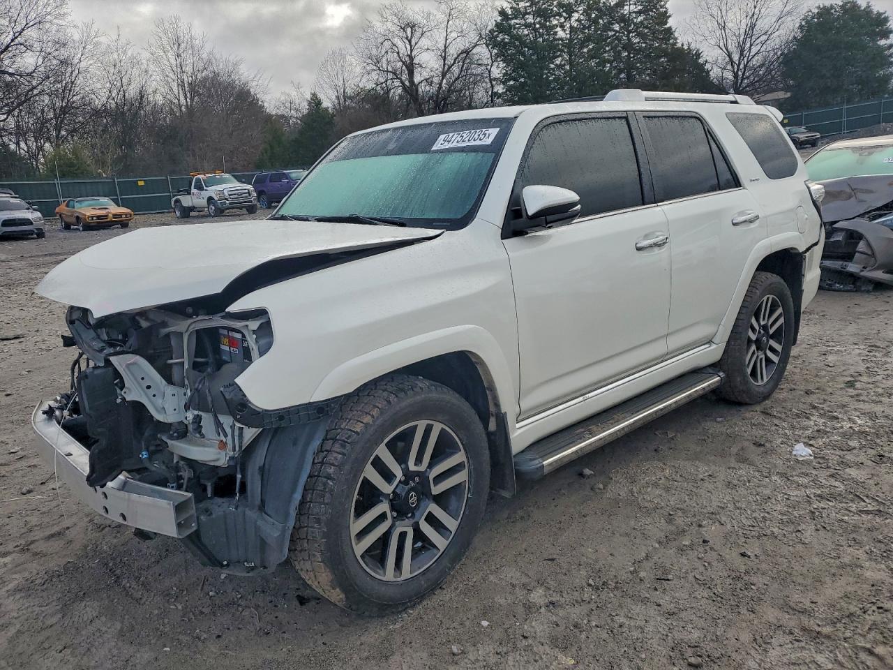 TOYOTA 4RUNNER SR5/SR5 PREMIUM