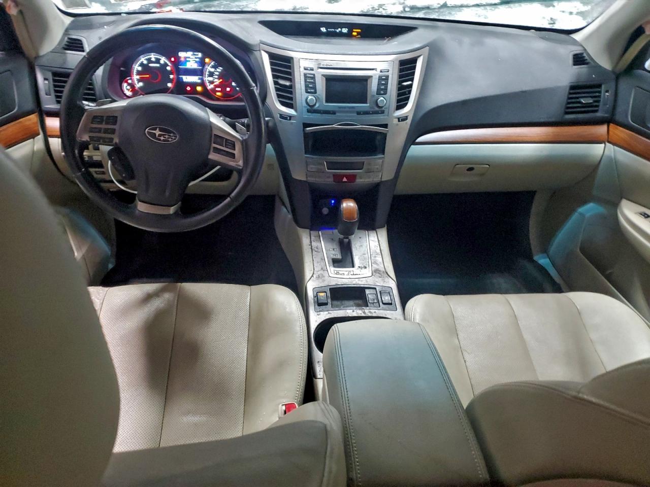 Lot #3311581789 2014 SUBARU OUTBACK 2.