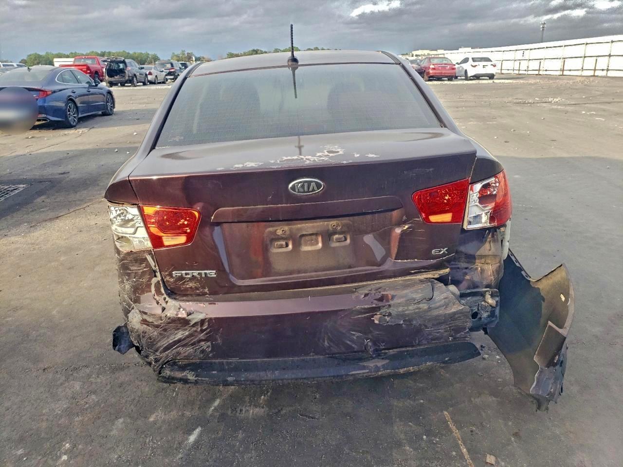 KIA FORTE EX