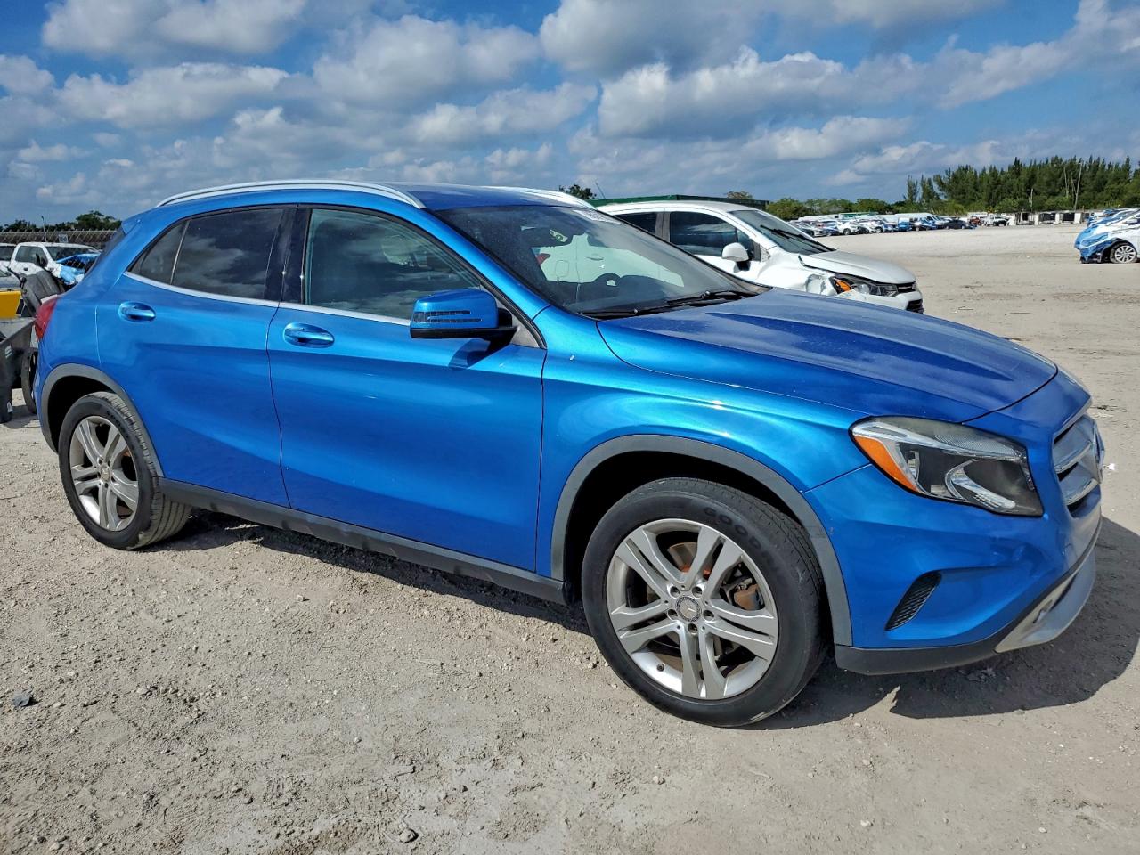 MERCEDES-BENZ GLA-CLASS 250 4MATIC
