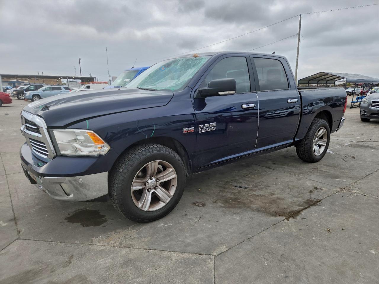 RAM 1500 SLT