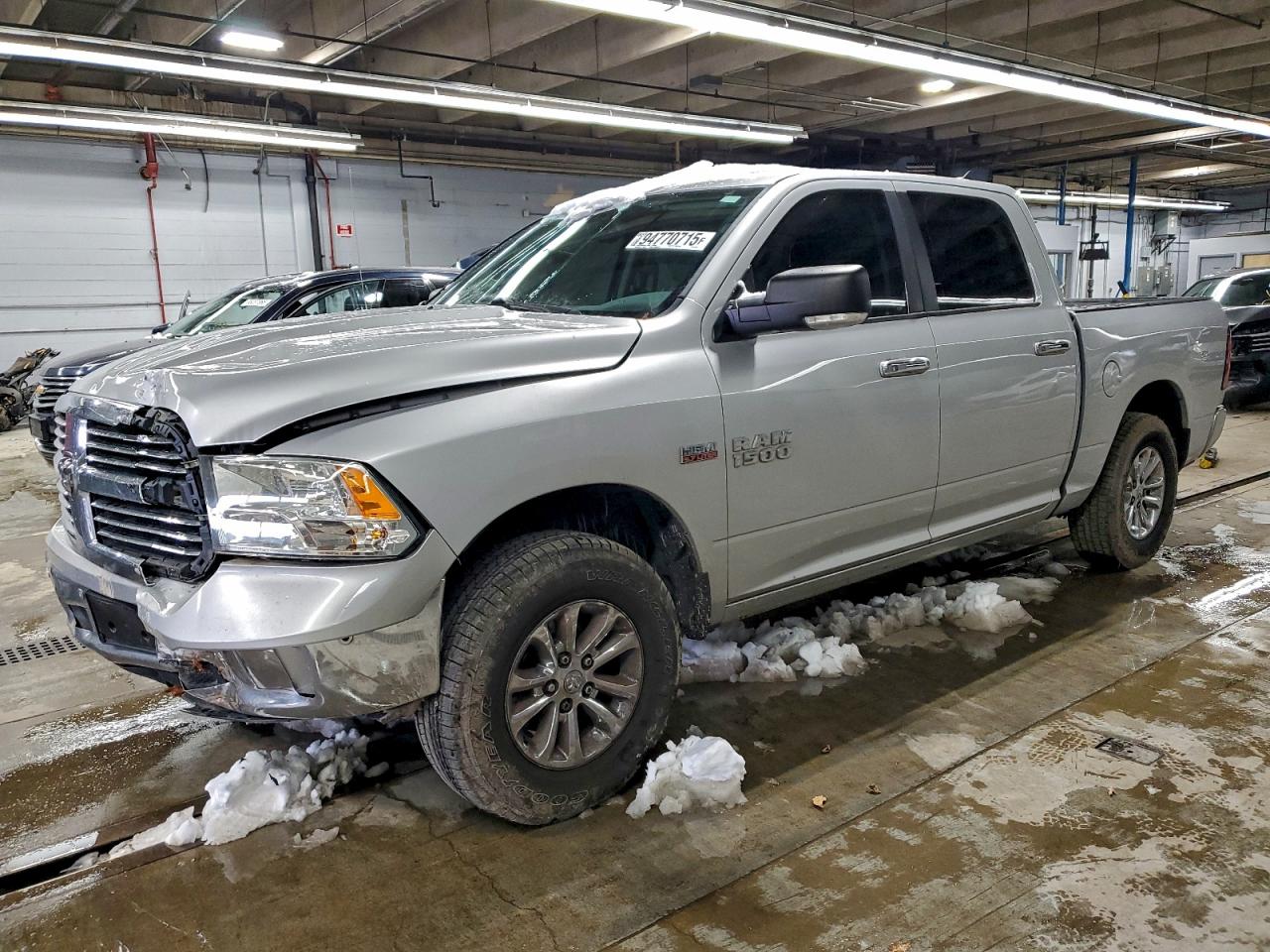 RAM 1500 SLT