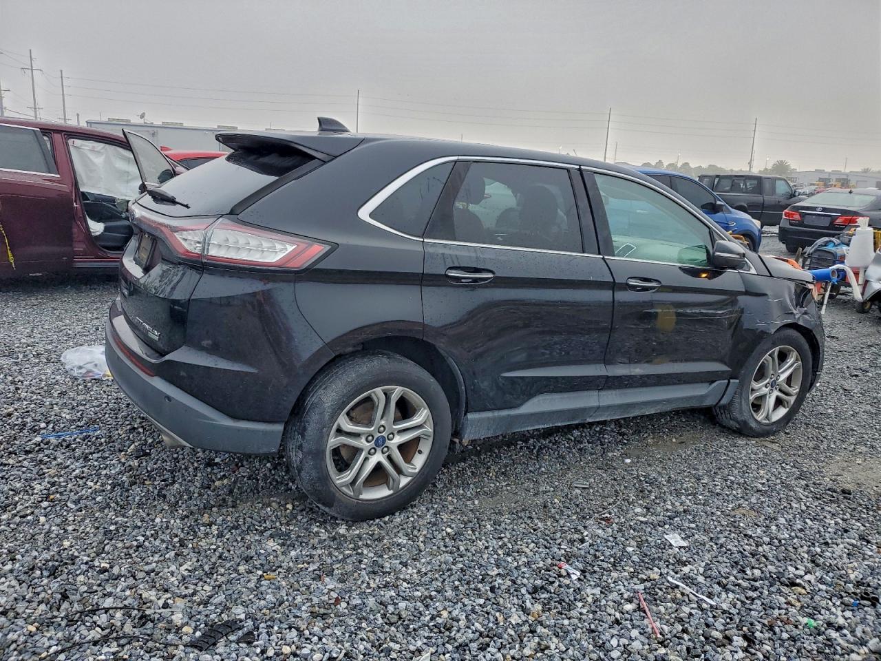 FORD EDGE TITANIUM