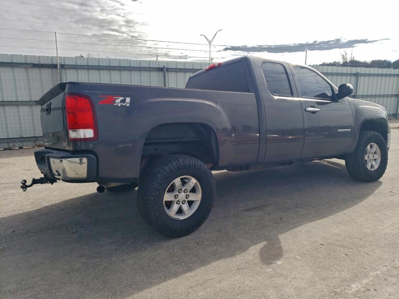 GMC SIERRA K1500 SLE