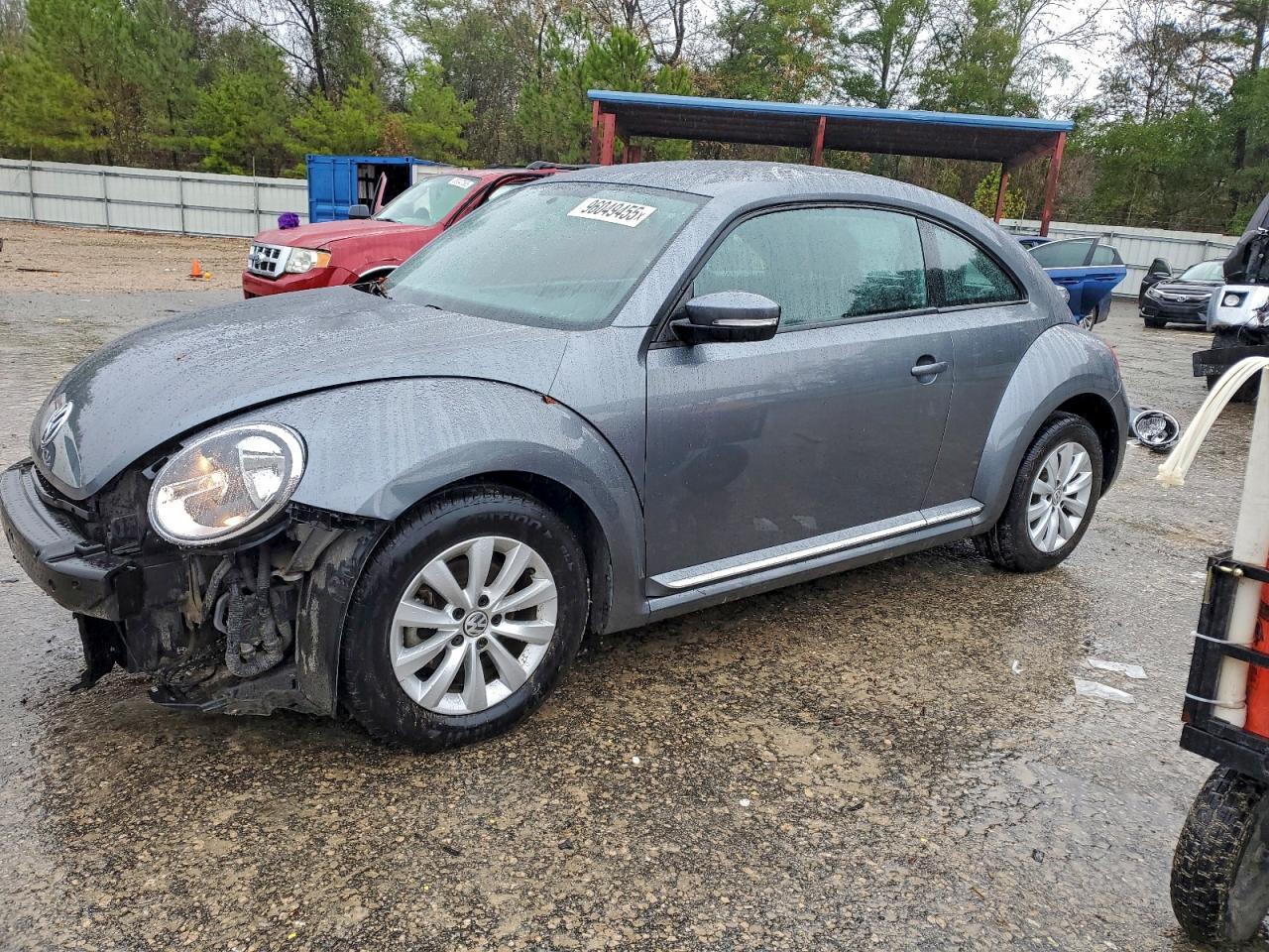 VOLKSWAGEN BEETLE S
