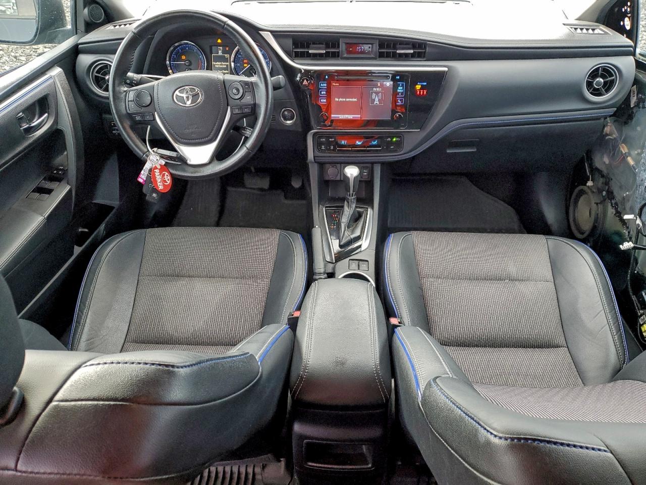 Lot #3316120231 2019 TOYOTA COROLLA L