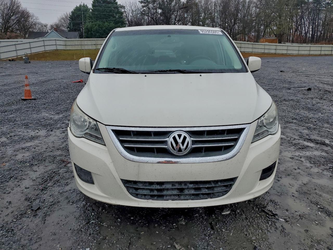 VOLKSWAGEN ROUTAN SE