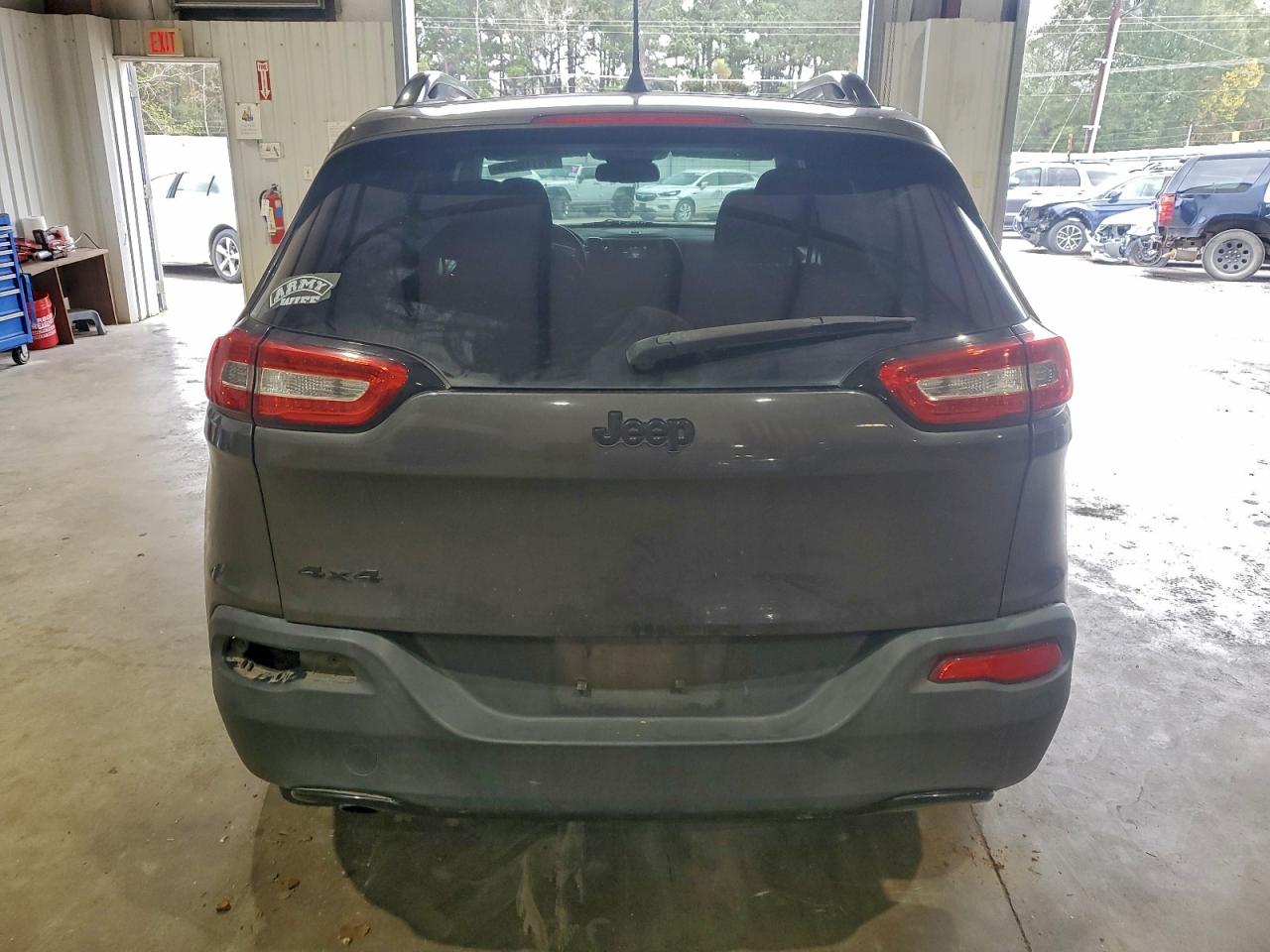 JEEP GRAND CHEROKEE SPORT