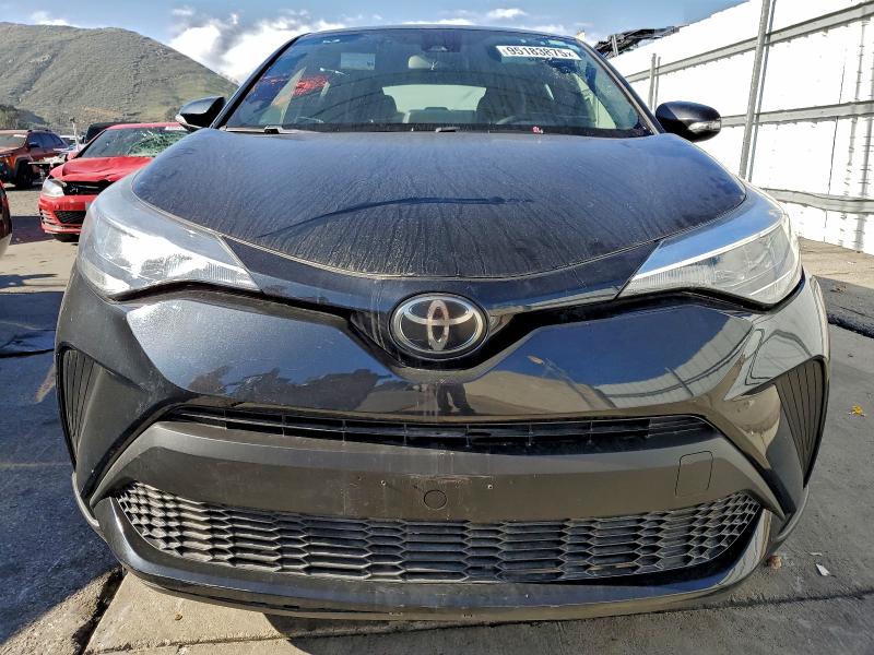 2021 TOYOTA C-HR XLE #3304023638