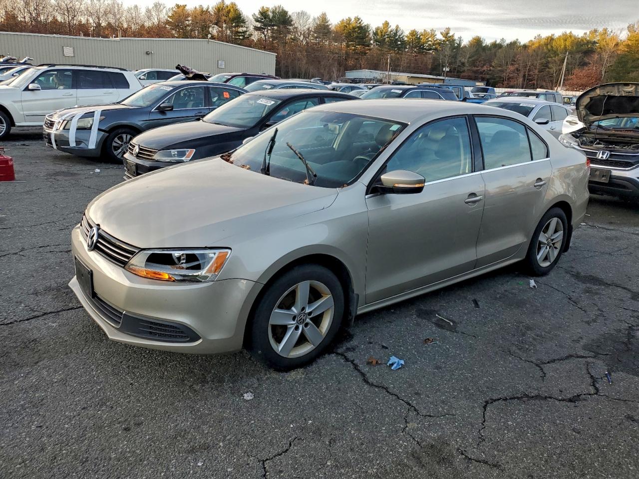 Lot #3304626445 2014 VOLKSWAGEN JETTA TDI