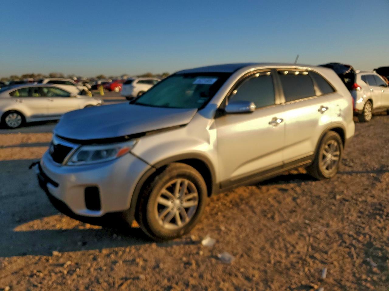 KIA SORENTO LX