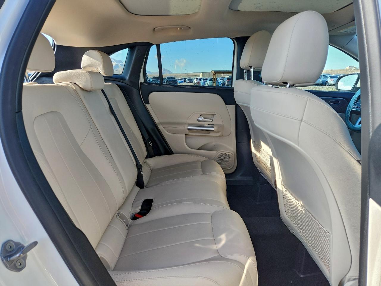 MERCEDES-BENZ GLA-CLASS 250 4MATIC