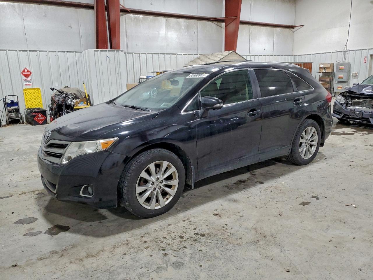 TOYOTA VENZA LE