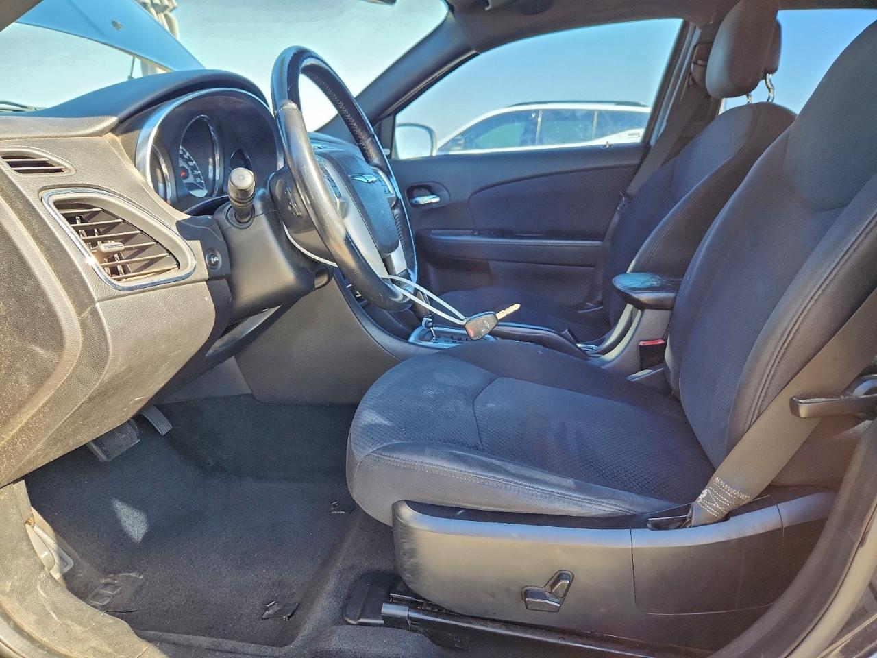 CHRYSLER 200 TOURING