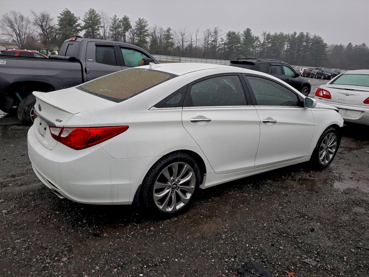 Lot #3302852891 2013 HYUNDAI SONATA SE
