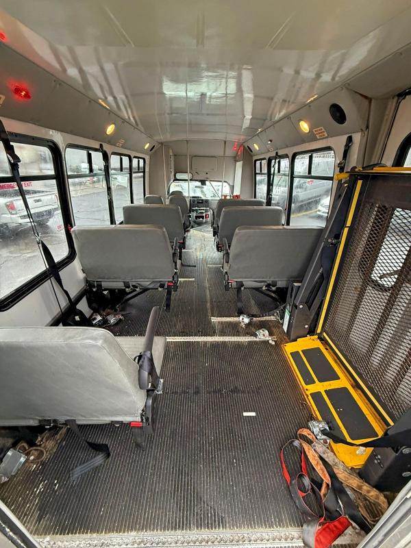 2015 FORD ECONOLINE #3308237186