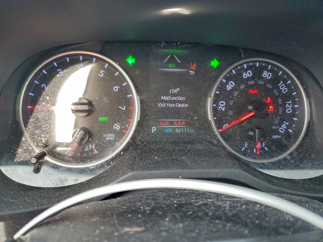 TOYOTA RAV4 XLE PREMIUM