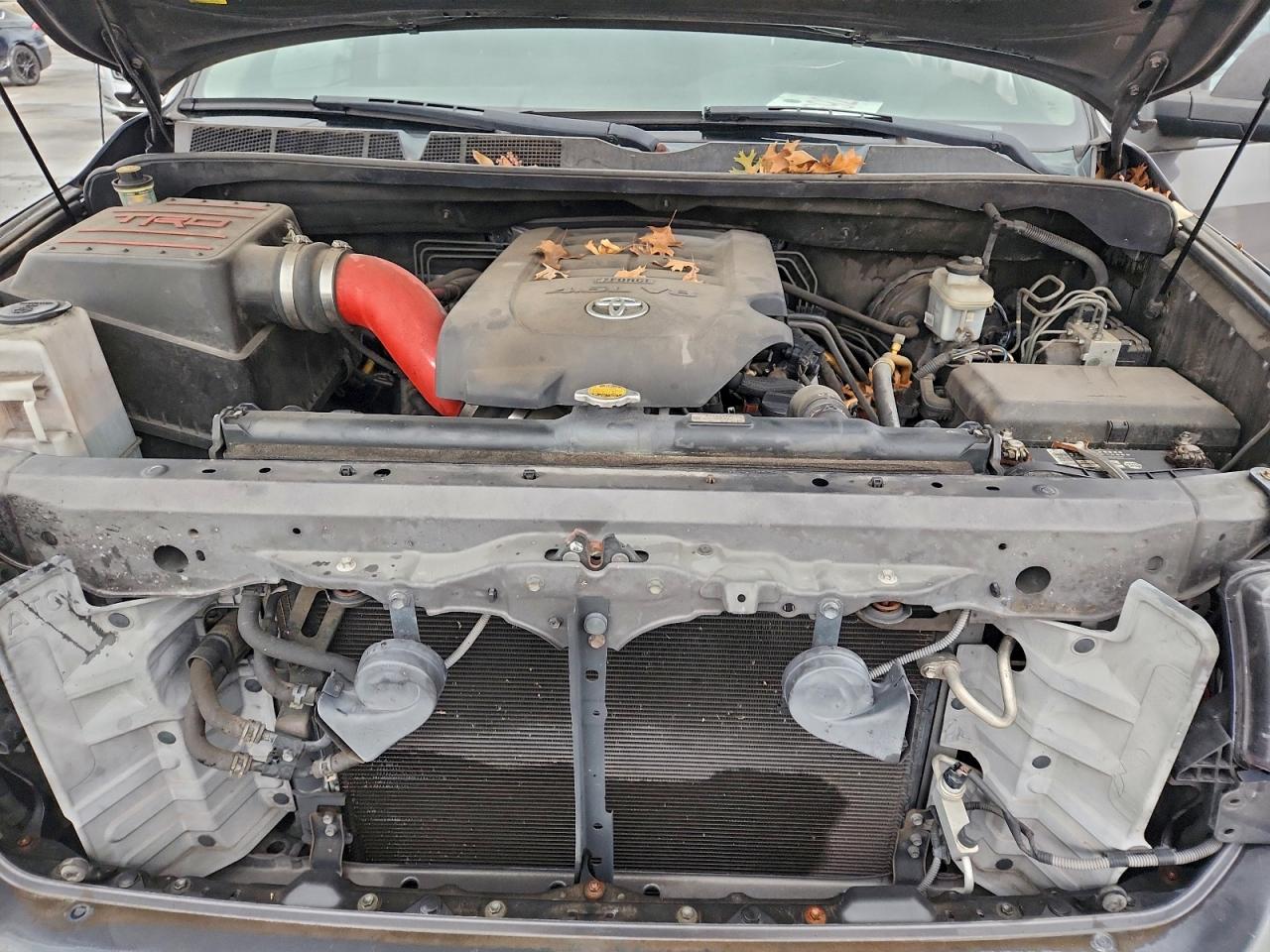 TOYOTA TUNDRA DOUBLE CAB SR5