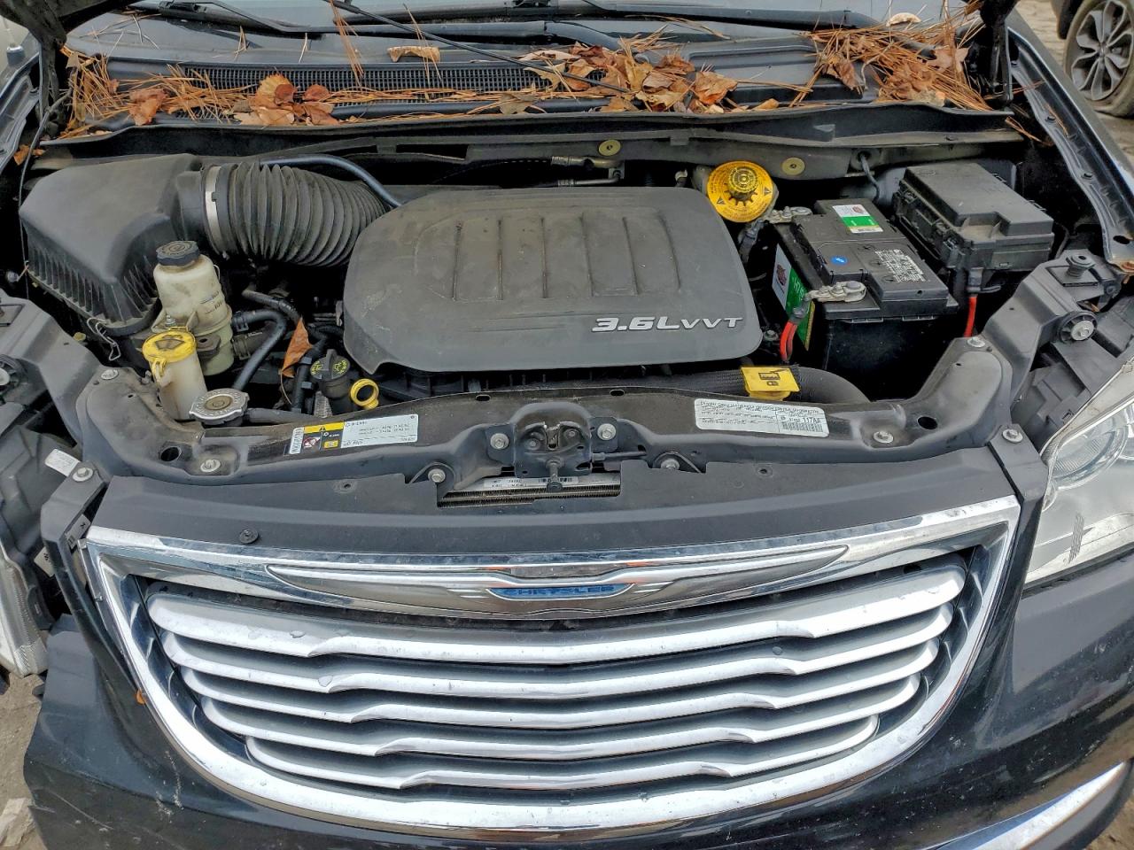 CHRYSLER TOWN & COUNTRY TOURING