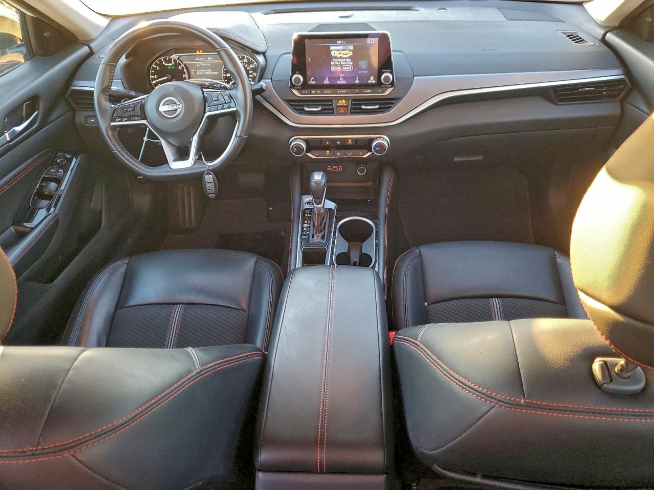NISSAN ALTIMA SR